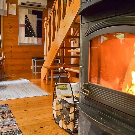 Pohjantilan Hirsituvat - Pohjantähti Kontiolahti