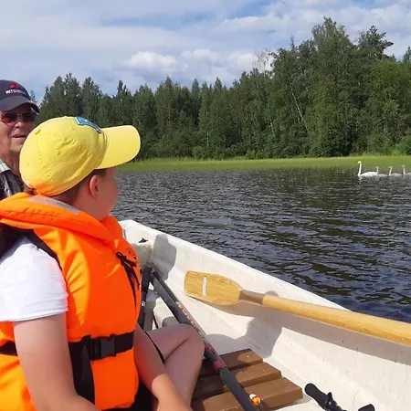 Dom wakacyjny Pohjantilan Hirsituvat - Pohjantaehti Kontiolahti